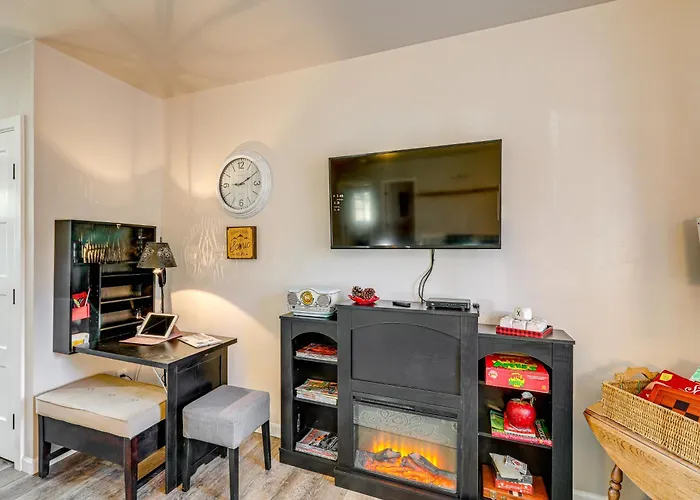 Ski, Hike & Explore: Cottage! Casa vacanze