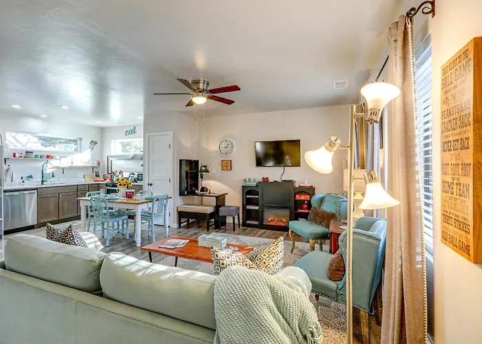 Ski, Hike & Explore: Cottage! * Flagstaff